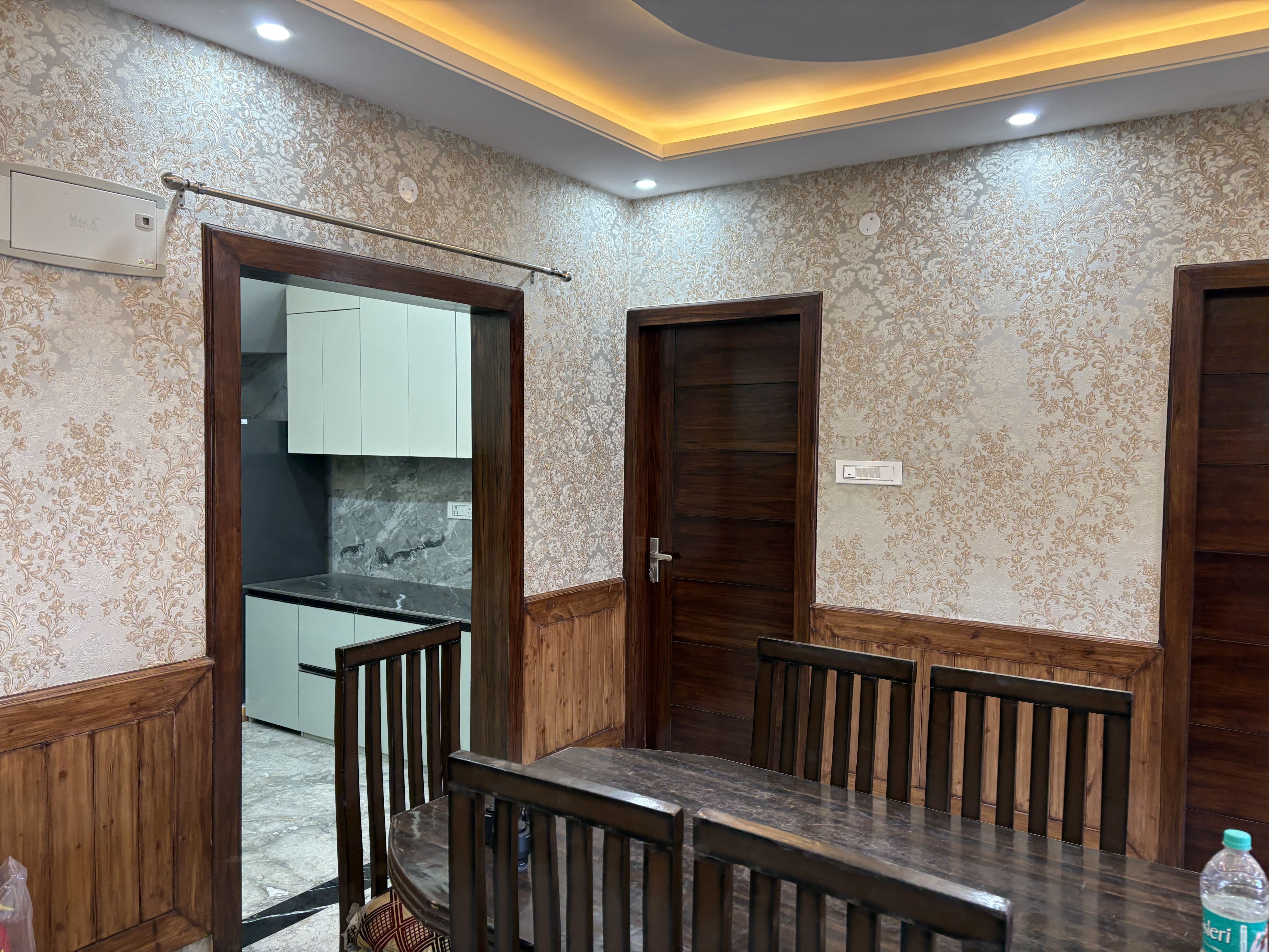 Hamilton Vista dining area room