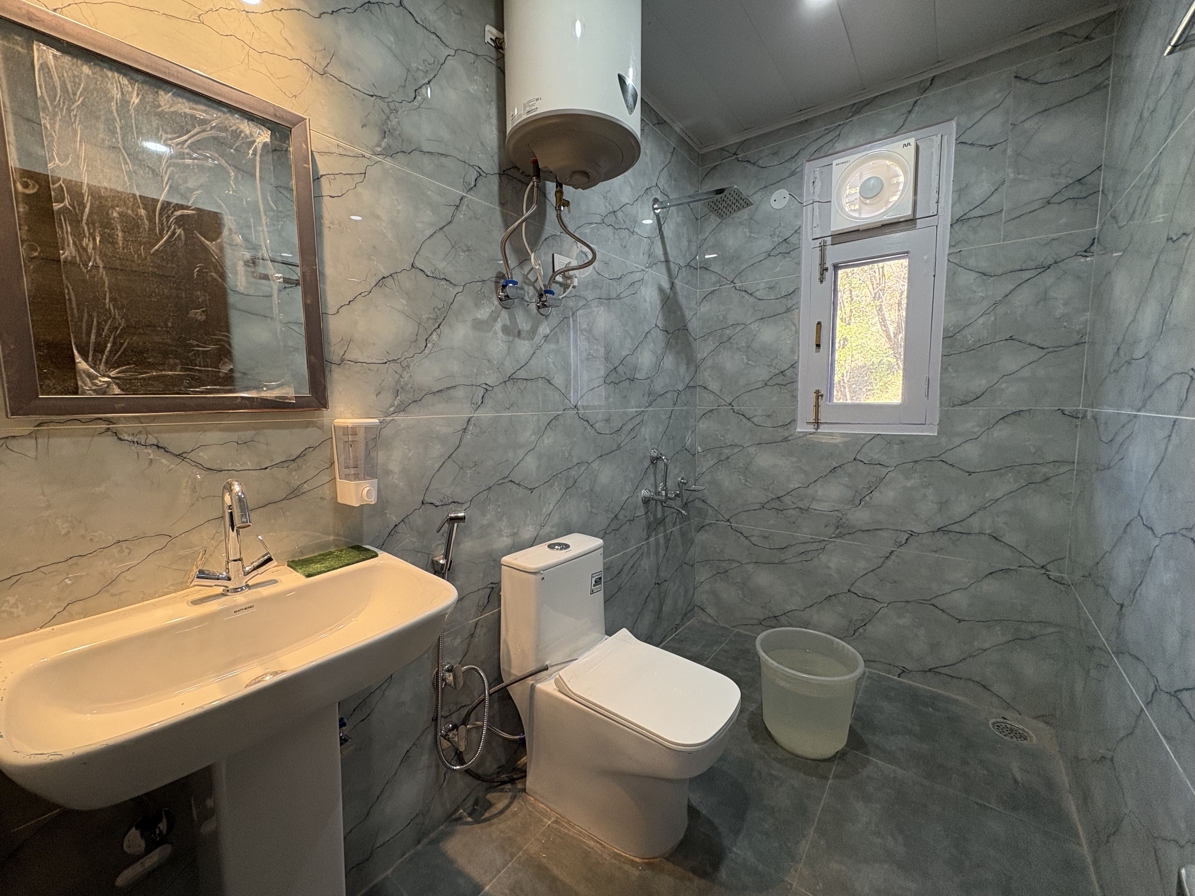 Hamilton Vista hill retreat room view